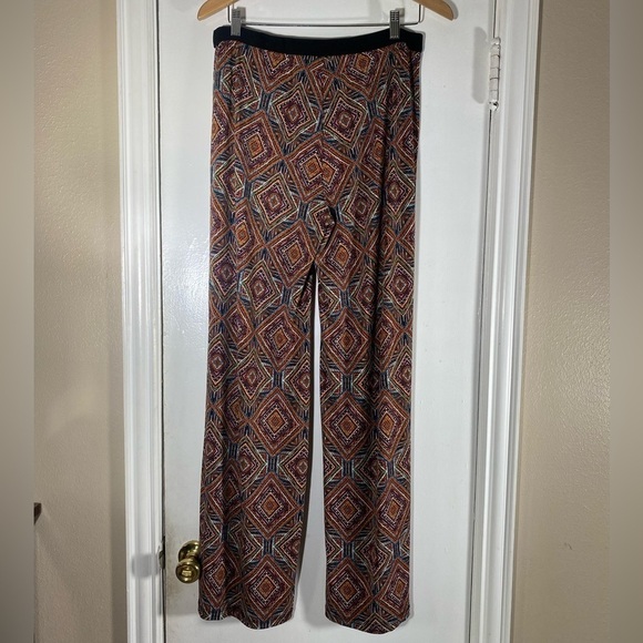 Bobeau Womens Pants Size Medium geometric stretch pull on Wide Leg fall autumn - Picture 10 of 10